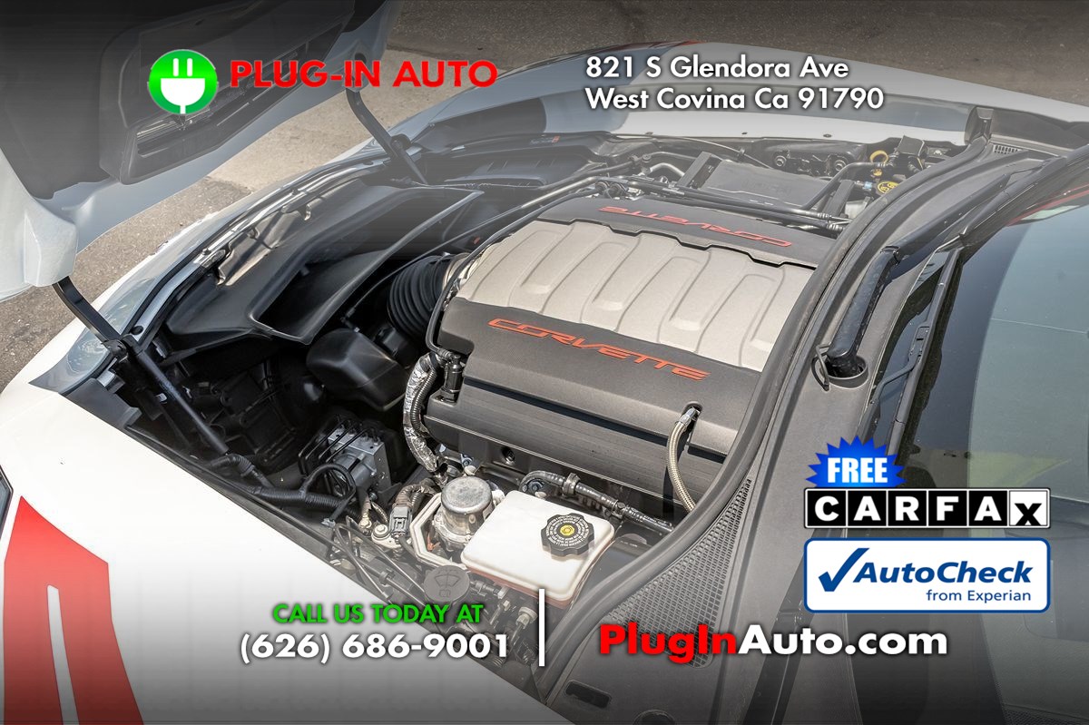 2017 Chevrolet Corvette 2LT - Photo 10