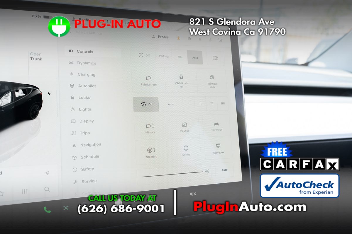 2024 Tesla Model Y Long Range photo 15