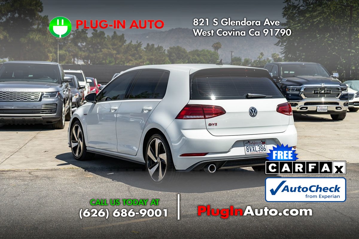 2020 Volkswagen Golf GTI SE photo 3