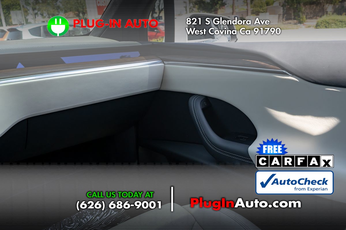 2022 Tesla Model X photo 19