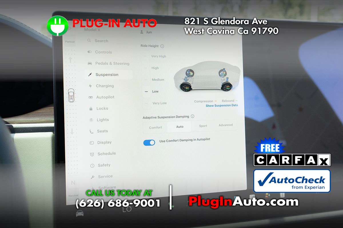 2022 Tesla Model X photo 25