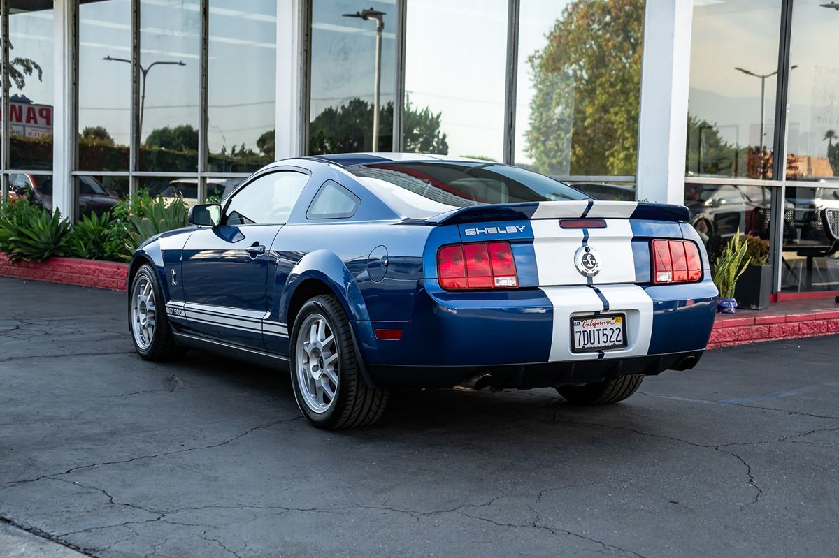 2007 Ford Mustang Shelby GT500 photo 2
