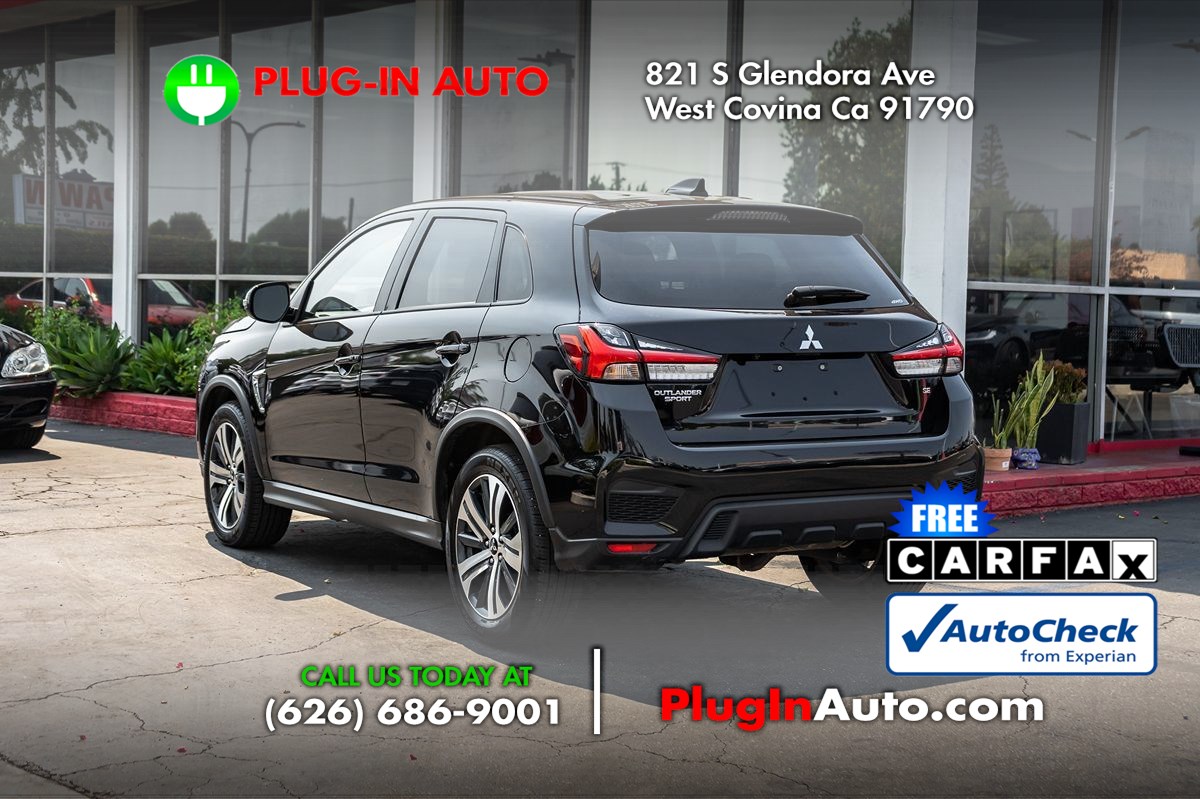 2024 Mitsubishi Outlander Sport SE photo 2