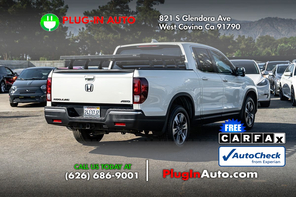 2017 Honda Ridgeline RTL-T photo 3