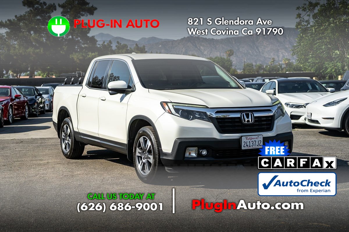 2017 Honda Ridgeline RTL-T photo 2