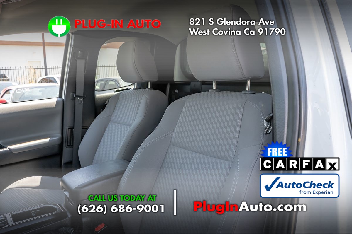 2021 Toyota Tacoma SR Access Cab photo 9