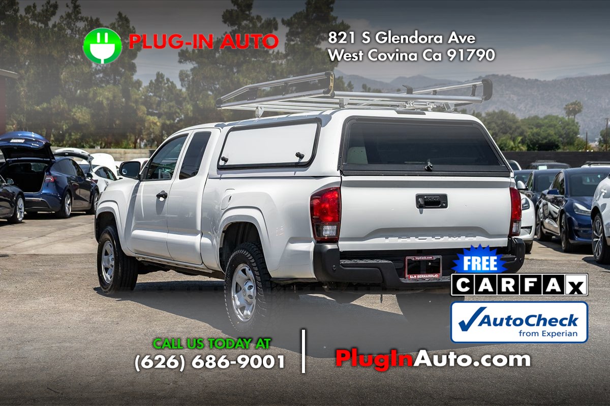 2021 Toyota Tacoma SR Access Cab photo 2
