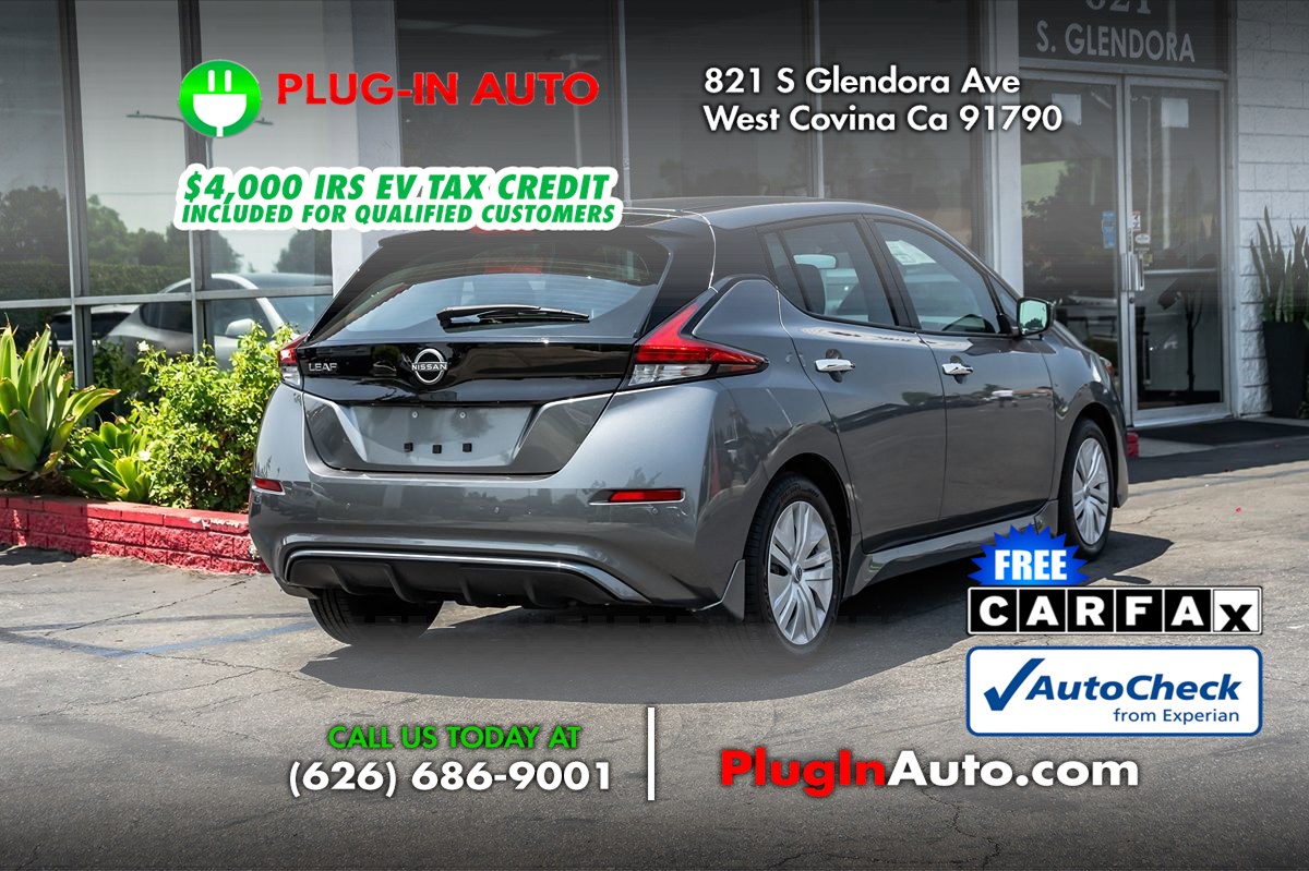 2023 Nissan Leaf S photo 4