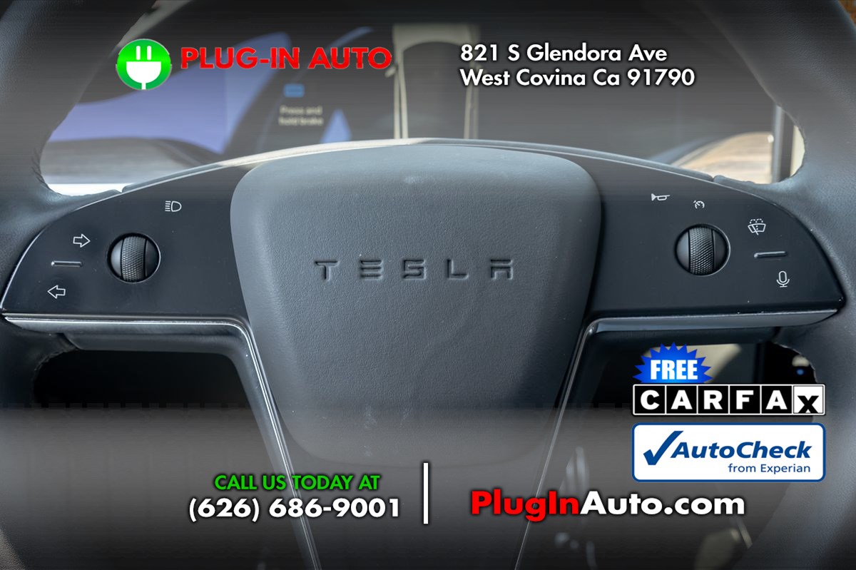 2022 Tesla Model S photo 17
