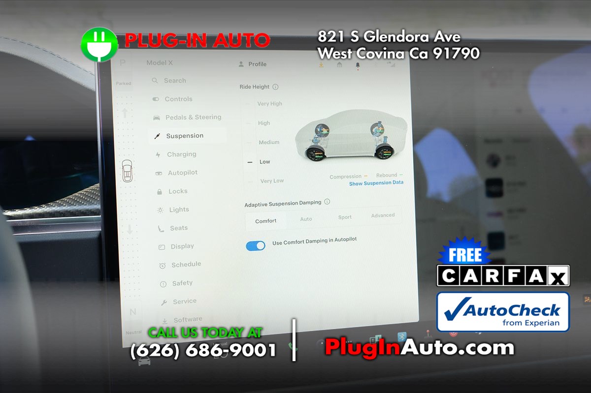 2022 Tesla Model X Plaid photo 17