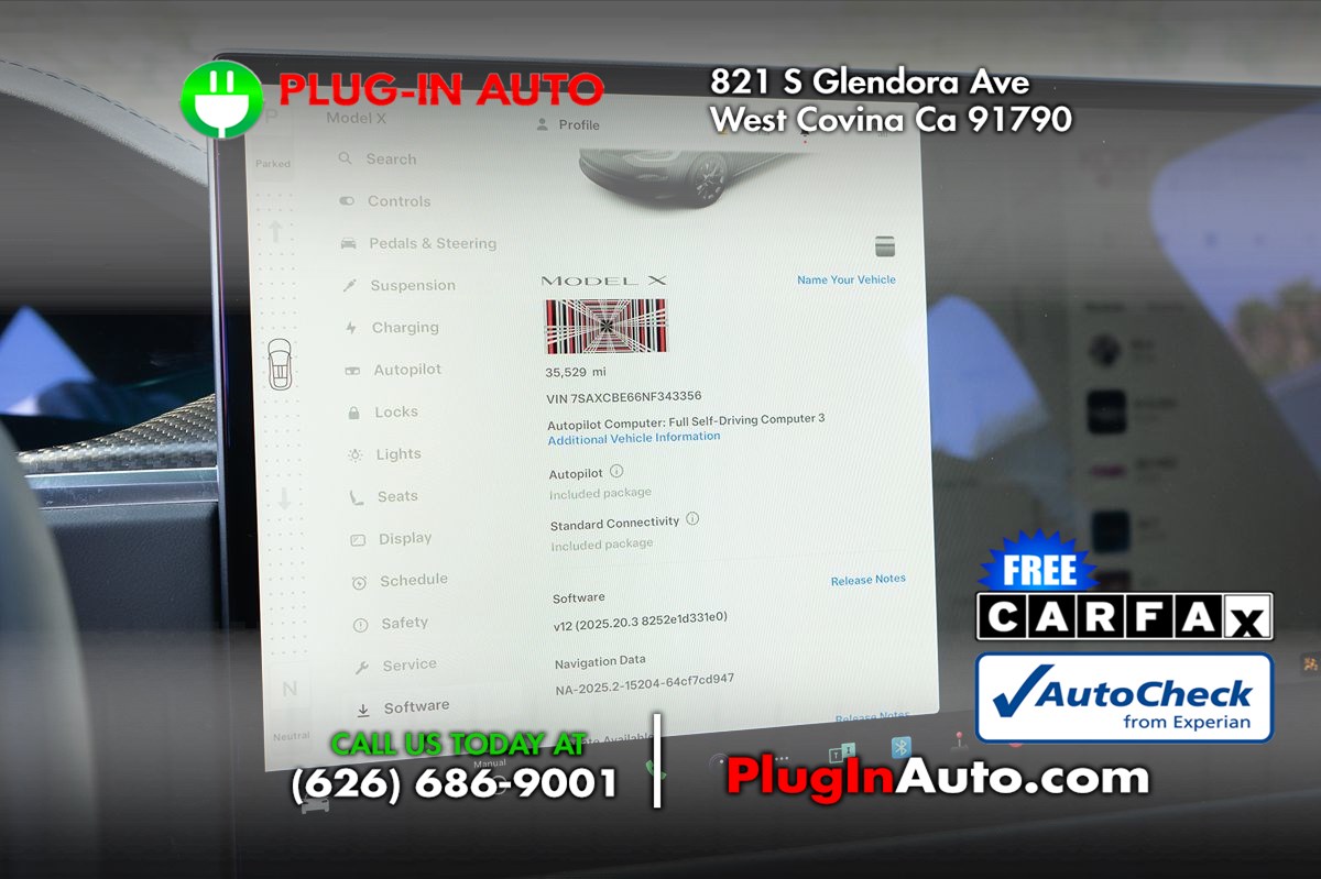 2022 Tesla Model X Plaid photo 20
