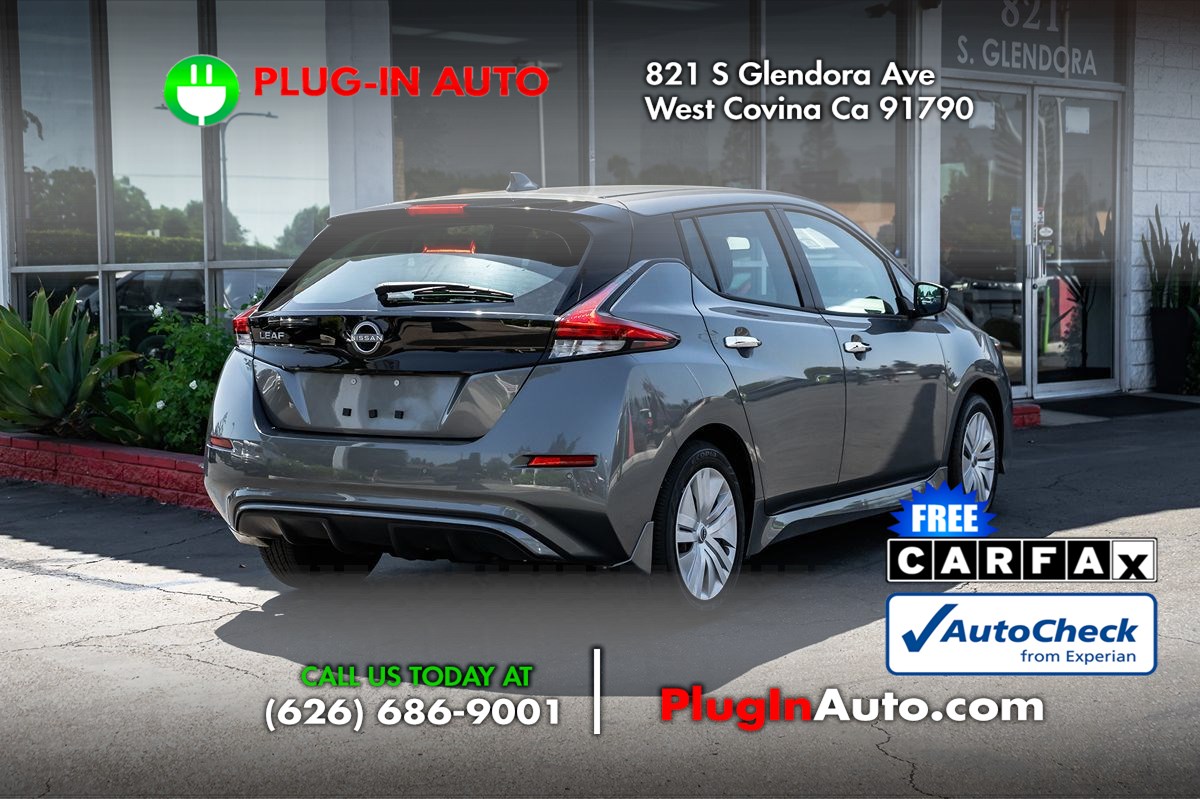 2025 Nissan Leaf S photo 4