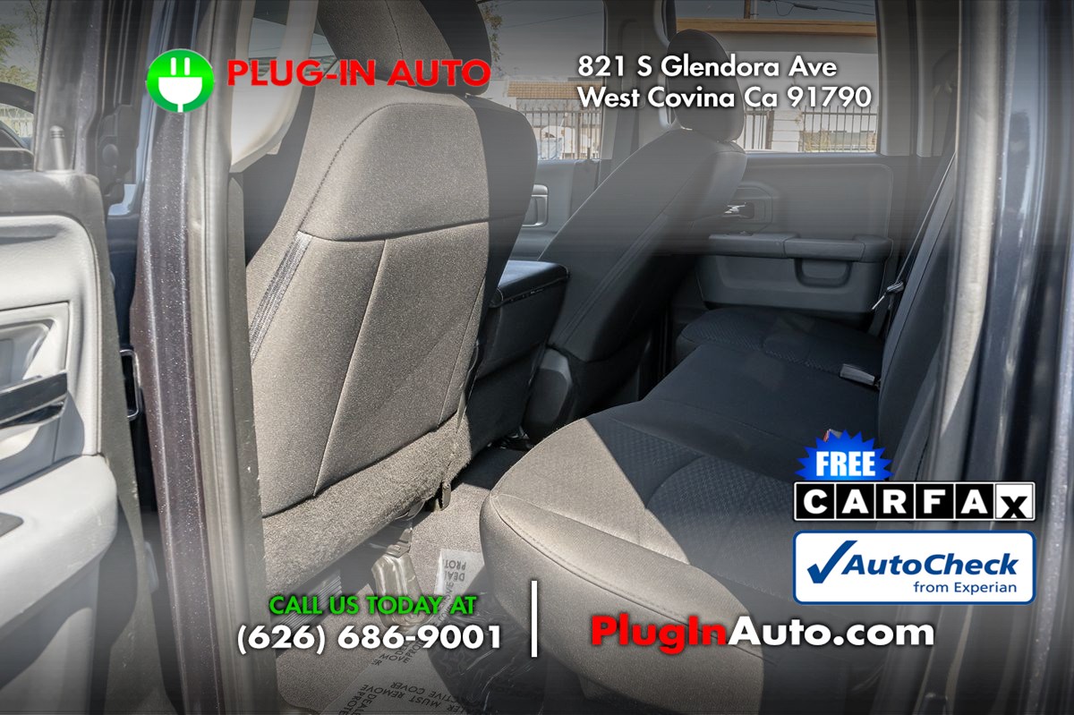 2020 Ram 1500 Classic Warlock photo 6