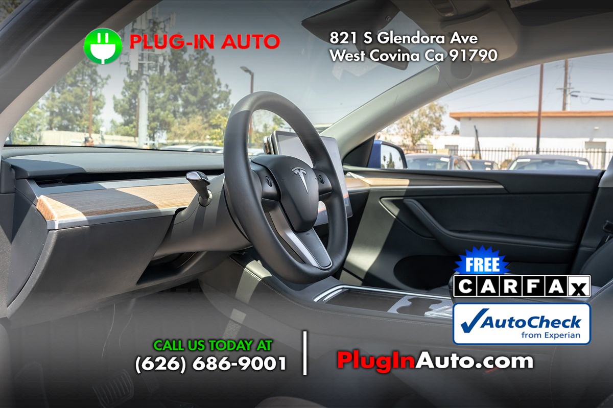 2024 Tesla Model Y Long Range photo 4
