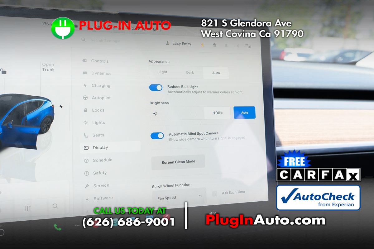 2024 Tesla Model Y Long Range photo 16