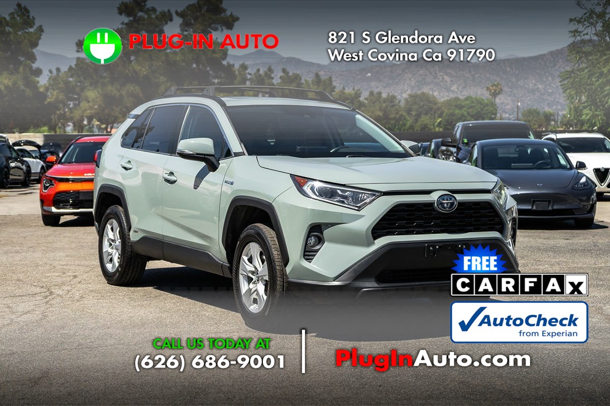 2019 Toyota RAV4 Hybrid XLE photo 3