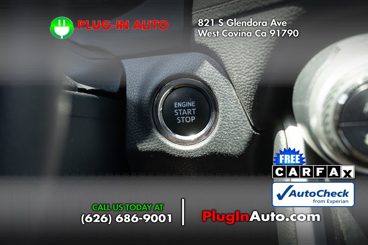 2023 Toyota RAV4 XLE photo 13