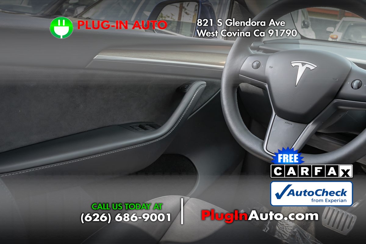 2024 Tesla Model Y Performance photo 12