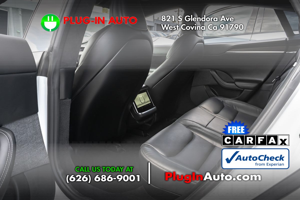 2022 Tesla Model S photo 9