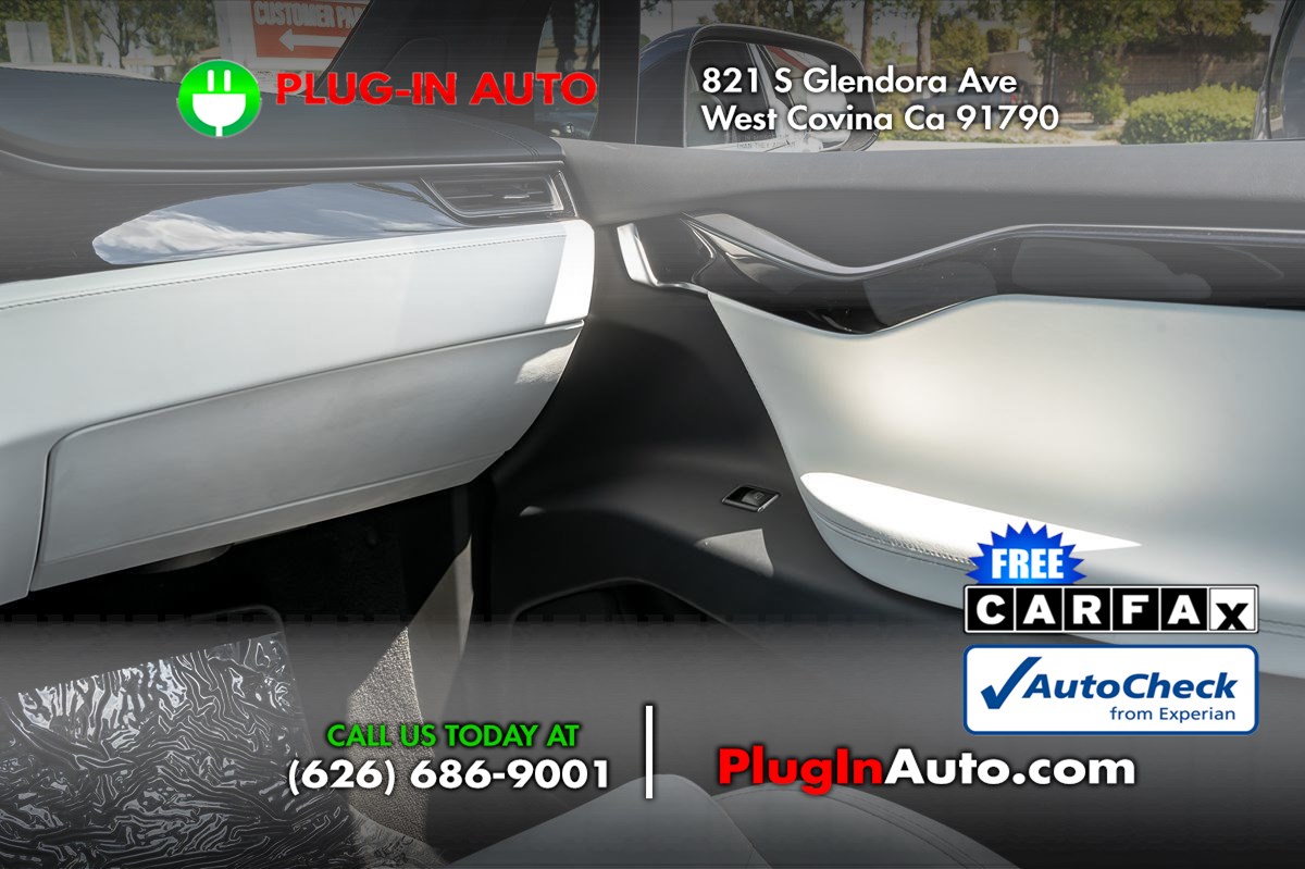 2021 Tesla Model X Long Range photo 17