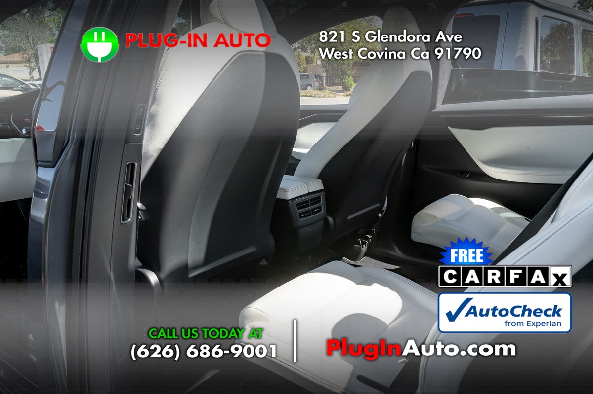 2021 Tesla Model X Long Range photo 2