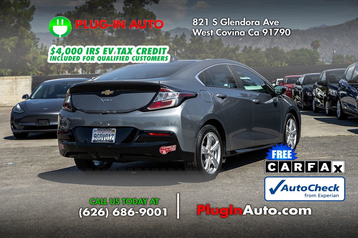 2019 Chevrolet Volt LT photo 4