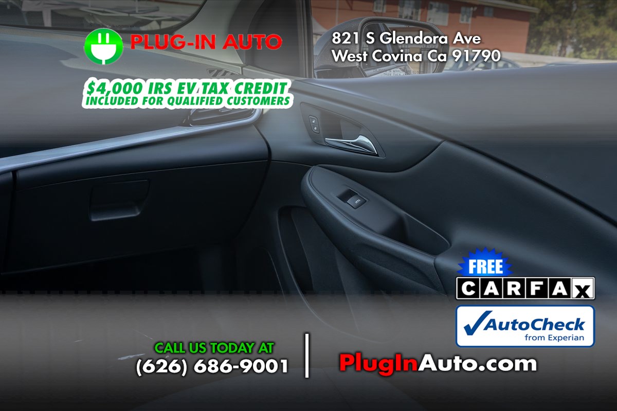 2019 Chevrolet Volt LT photo 14