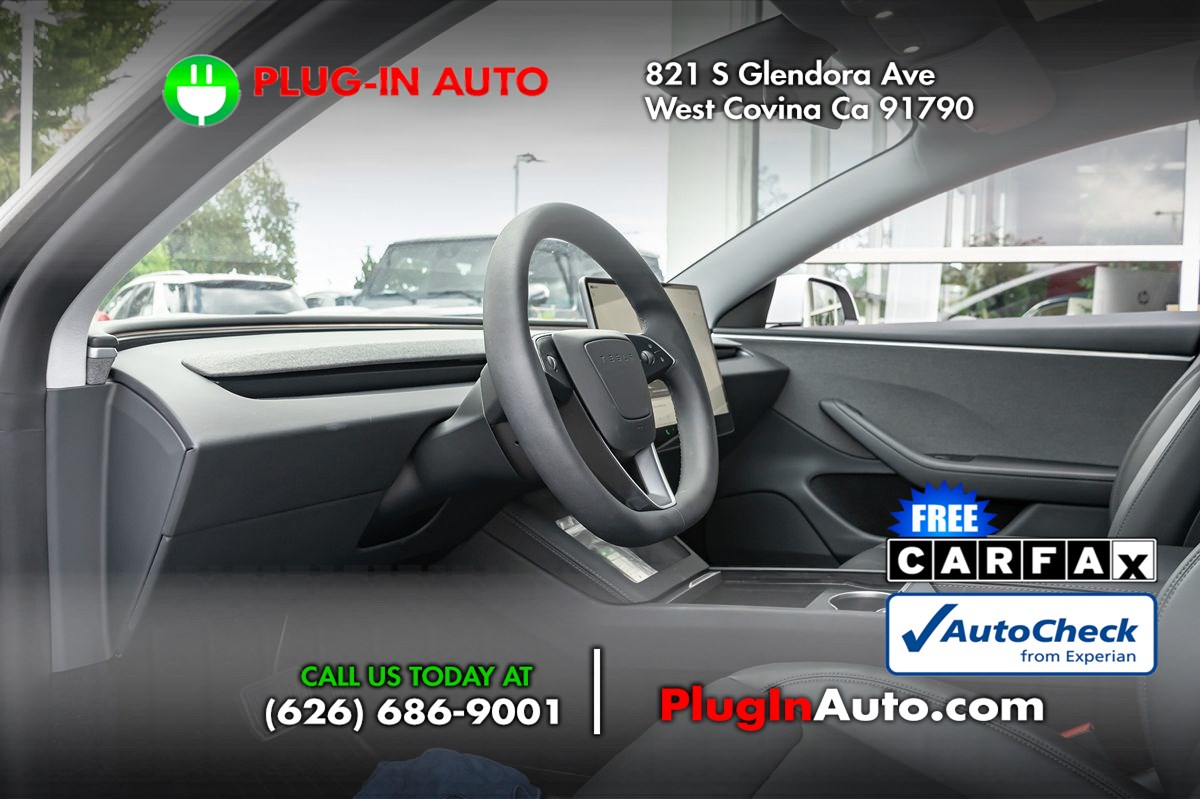 2025 Tesla Model 3 Long Range photo 5