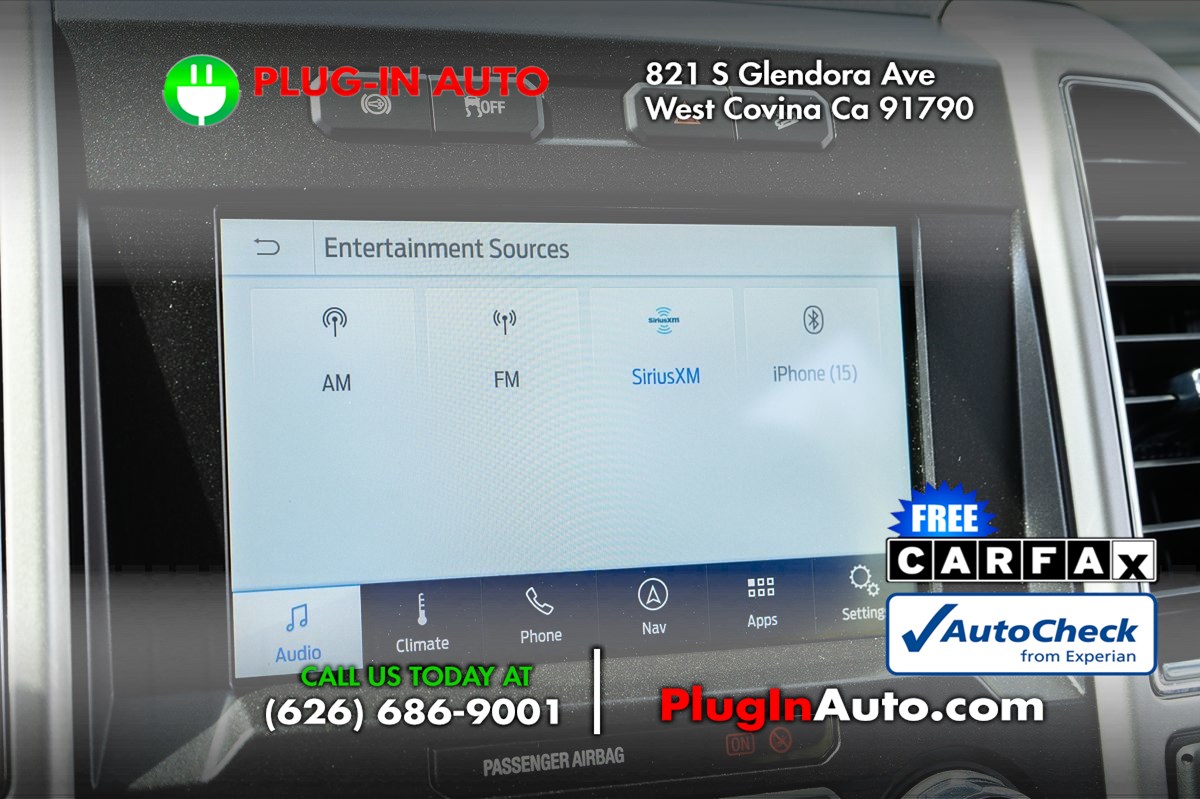 2021 Ford F-250 Lariat photo 25