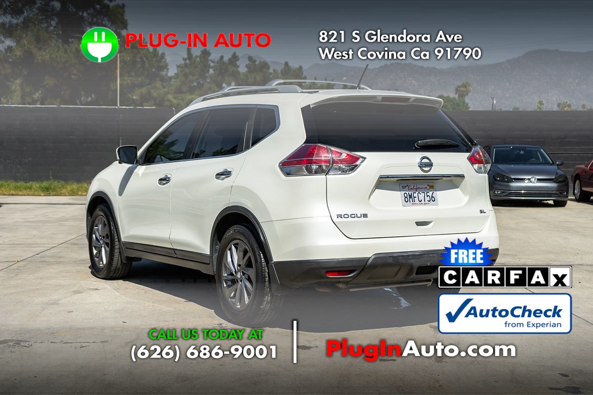 2016 Nissan Rogue SL photo 2
