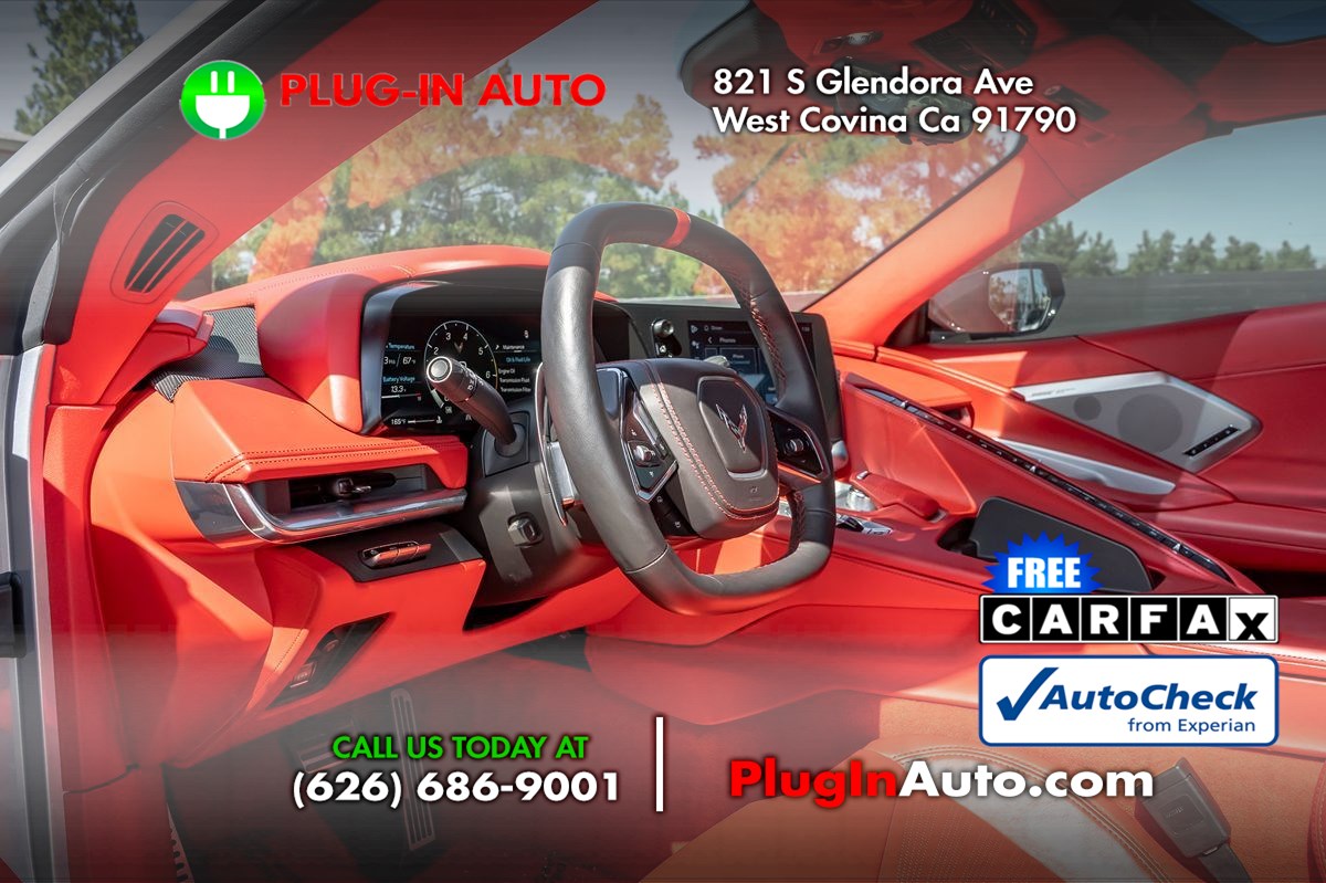 2024 Chevrolet Corvette 3LT photo 2