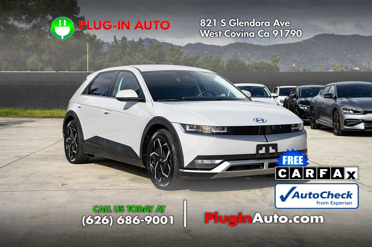 2024 Hyundai Ioniq 5 SE Standard Range photo 3