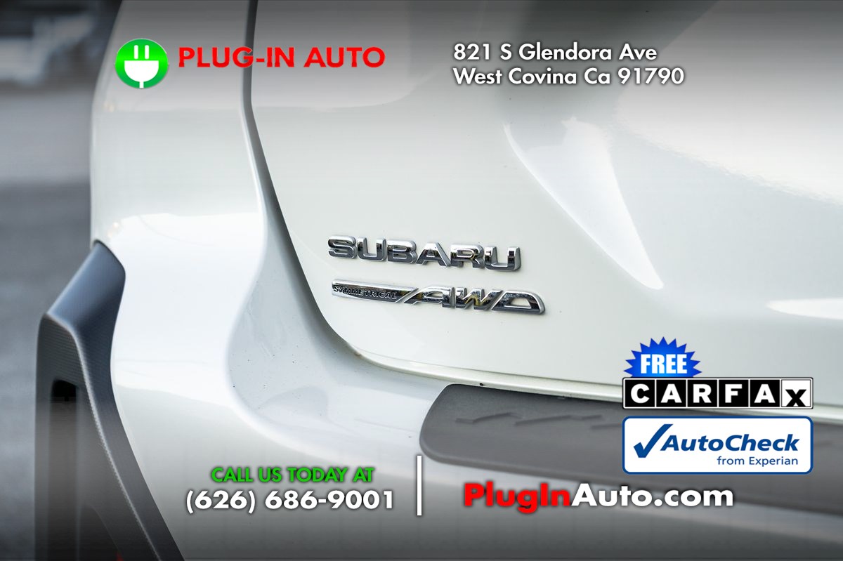 2024 Subaru Crosstrek Premium photo 2