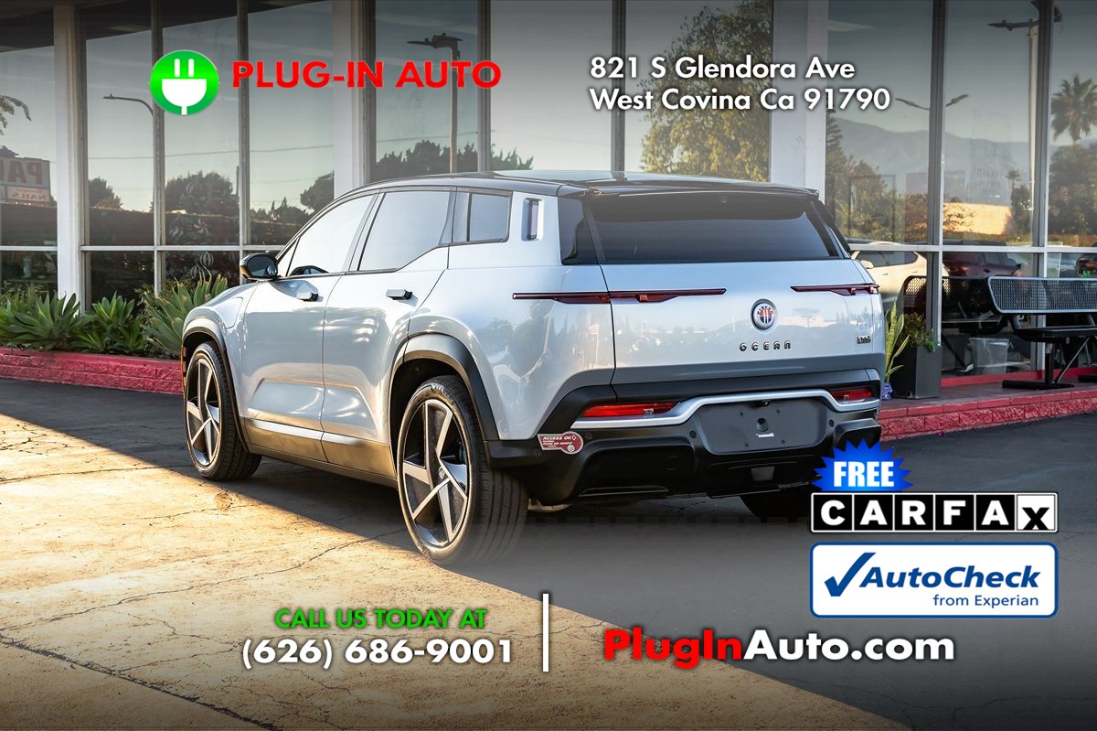 2023 Fisker Ocean photo 2