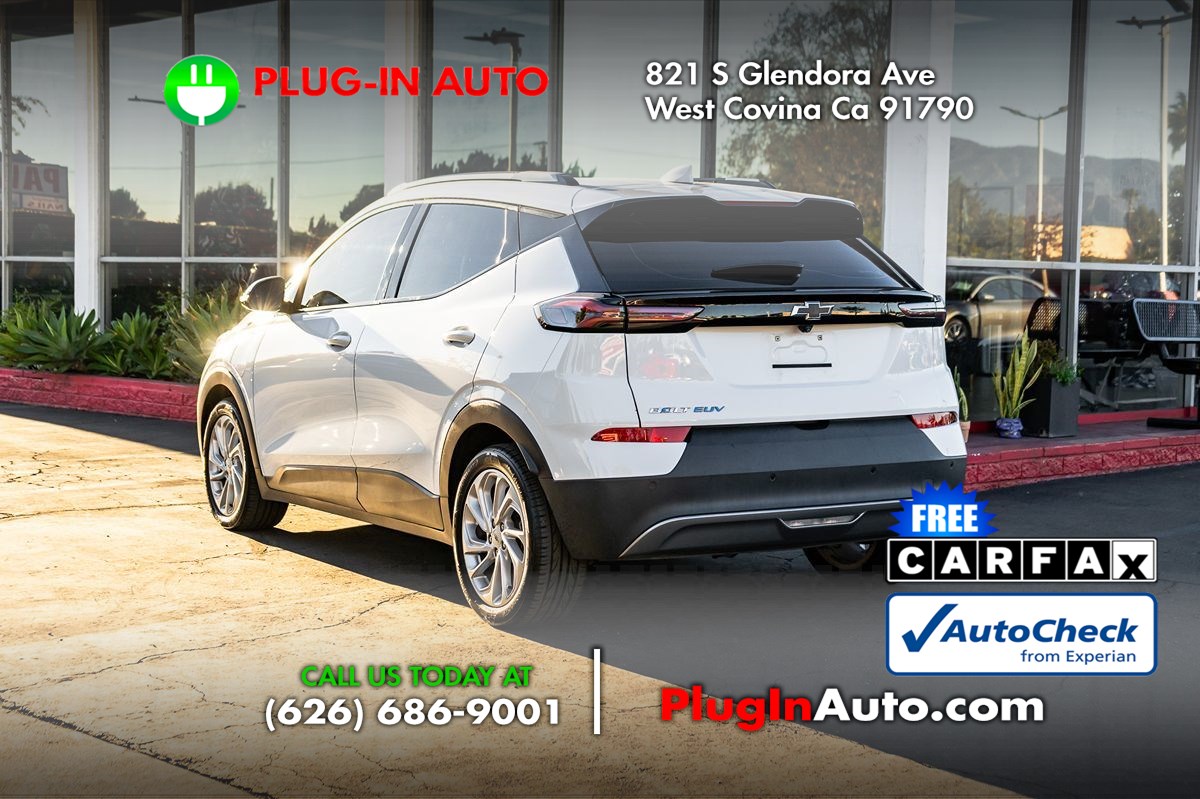 2023 Chevrolet Bolt EUV photo 2