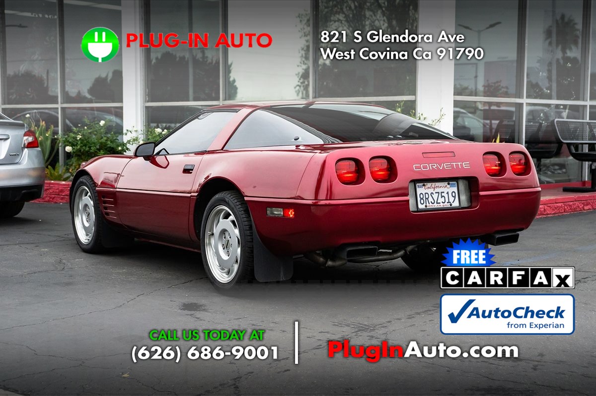 1991 Chevrolet Corvette - Photo 2