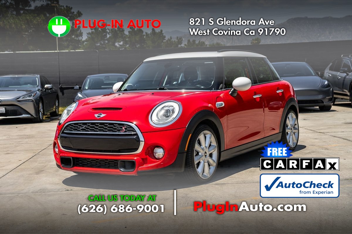 2017 MINI Cooper S 4 Door's photo