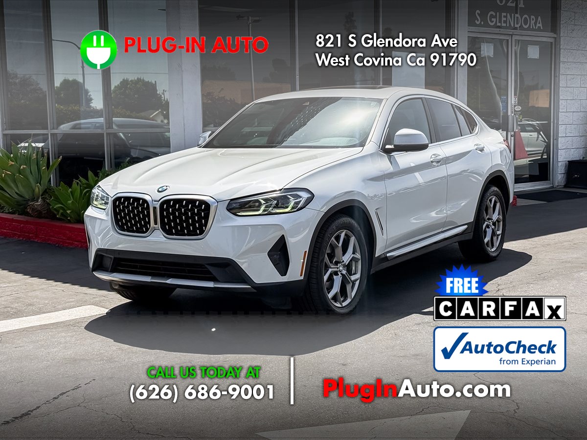 2022 BMW X4 xDrive30i's photo