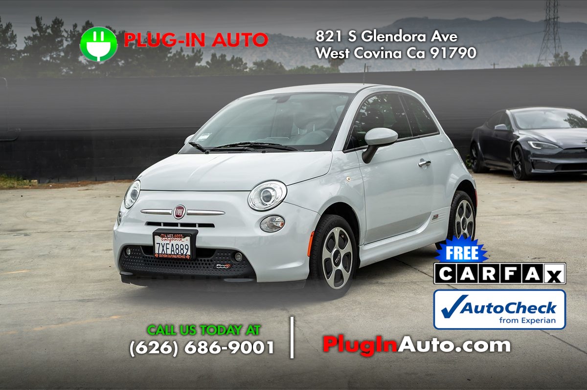 2017 FIAT 500e Battery Electric's photo