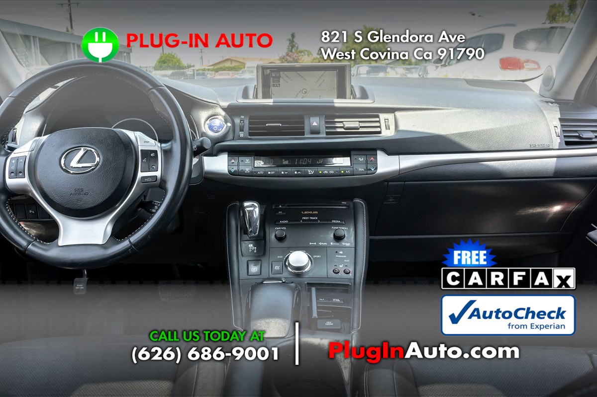 2013 Lexus CT 200h 200h's photo