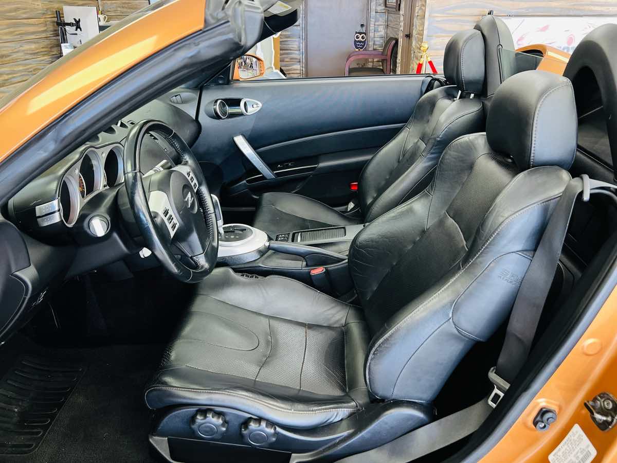 350z Convertible 350z Sub Enclosure Behind Seat Sold 2006 Nissan