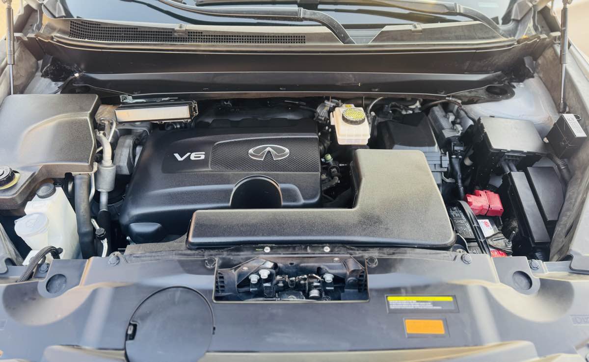 2017 Infiniti QX60 Base photo 28