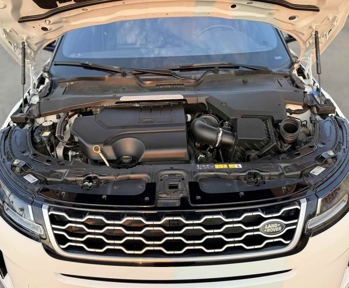 2020 Land Rover Range Rover Evoque S photo 29