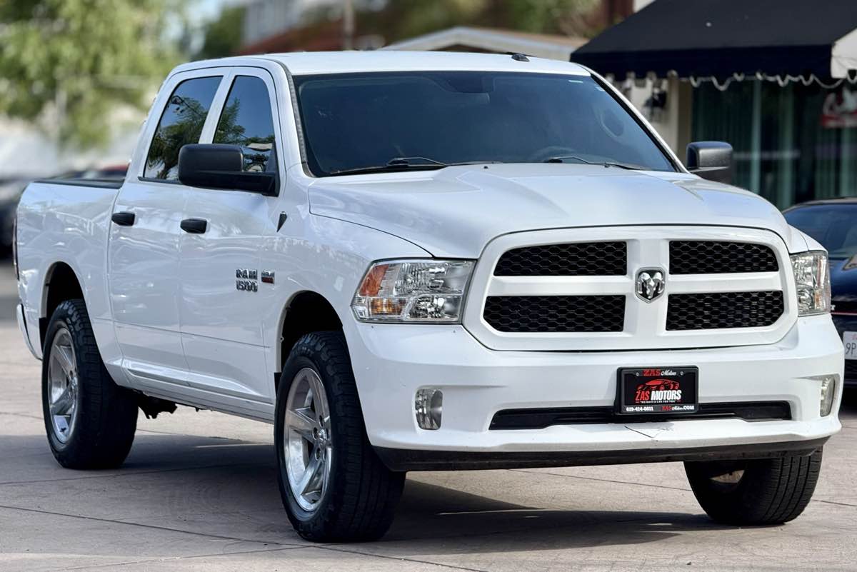 2017 Ram 1500 Express photo 4