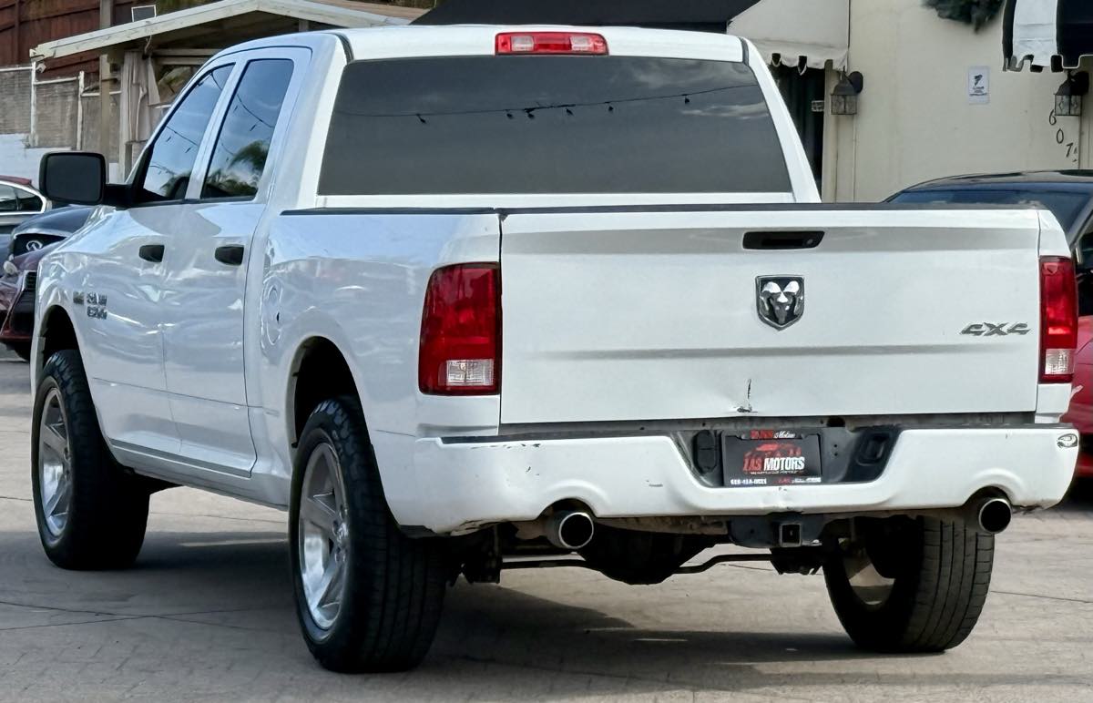 2017 Ram 1500 Express photo 7