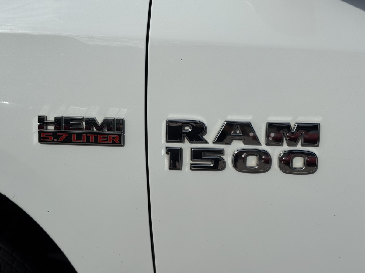 2017 Ram 1500 Express photo 9