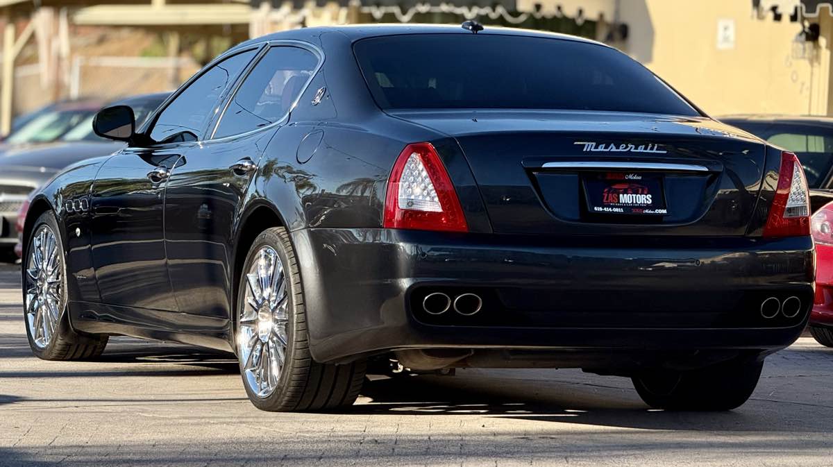 2010 Maserati Quattroporte S photo 7