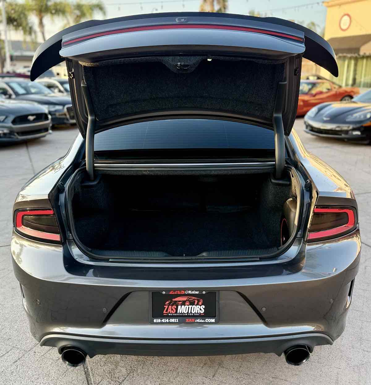 2018 Dodge Charger R/T Scat Pack photo 5