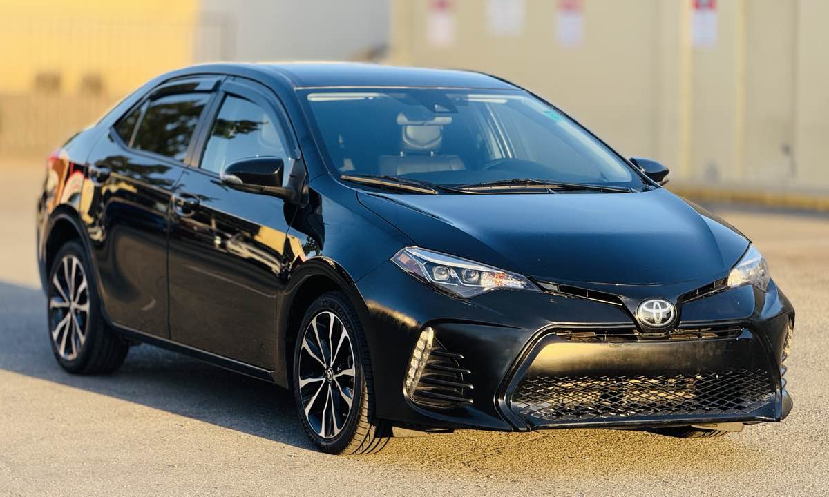 2019 Toyota Corolla SE photo 4