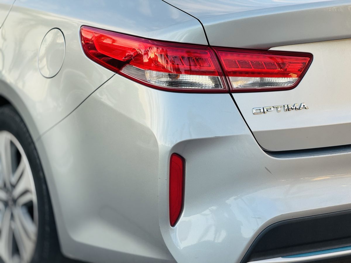 2018 Kia Optima Plug-In Hybrid EX photo 8